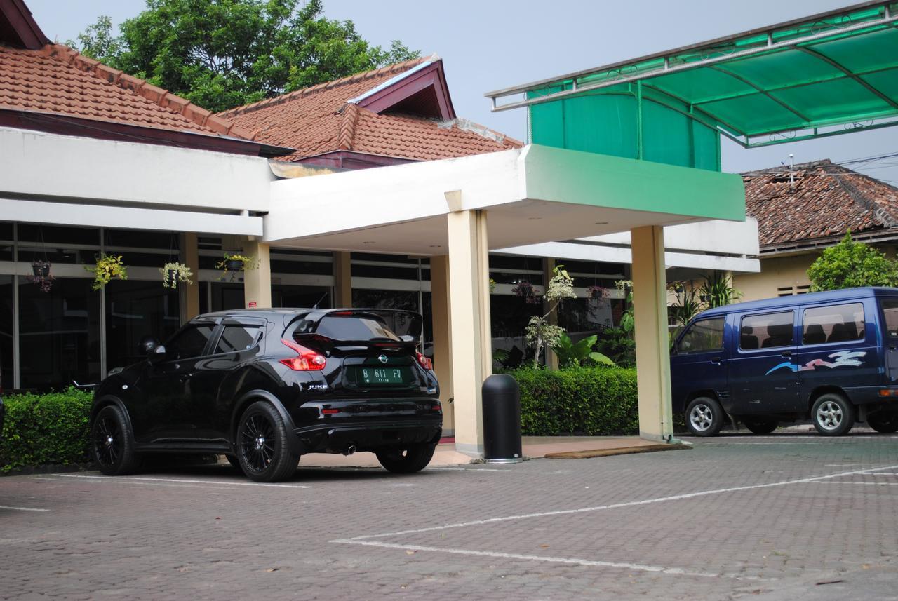 Hotel Wisata Baru Serang Εξωτερικό φωτογραφία