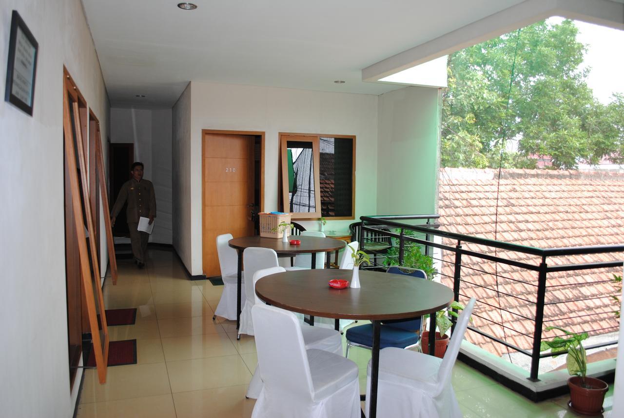 Hotel Wisata Baru Serang Εξωτερικό φωτογραφία